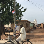 Way to the Larabanga Mosque Way to the Larabanga Mosque
